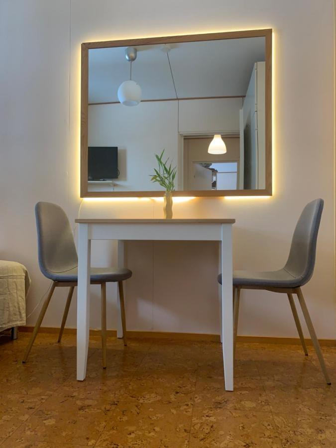 Bungalow House Flat In Rekola 33M2 فانتا المظهر الخارجي الصورة